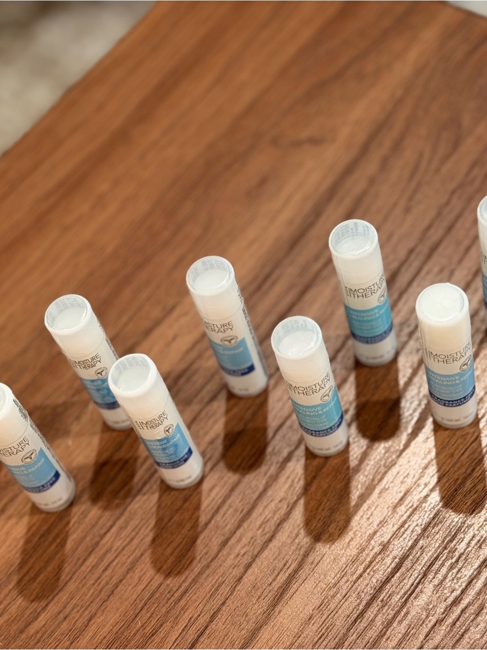 NEW Avon x9 Moisture Therapy Intensive Healing & Repair Lip Treatment Stick - Picture 4 of 5